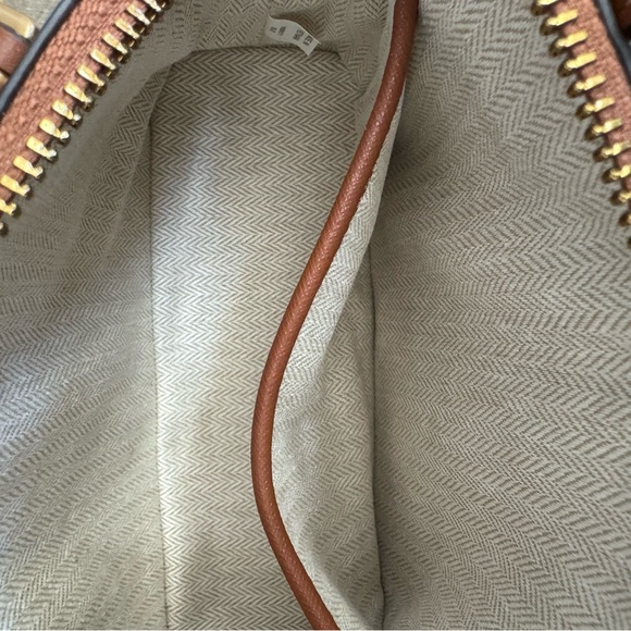 Tory Burch Emerson dome crossbody bag NWOT - Picture 12 of 17